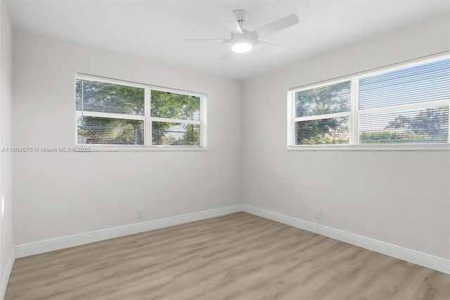 1430 N 65th Ave, Hollywood, FL 33024