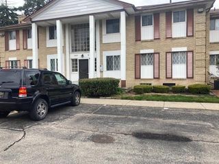29217 Hayes #2 Road, Warren, MI 48088