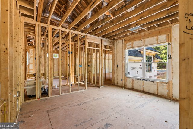 549 Antrim Glen Drive, Hoschton, GA 30548