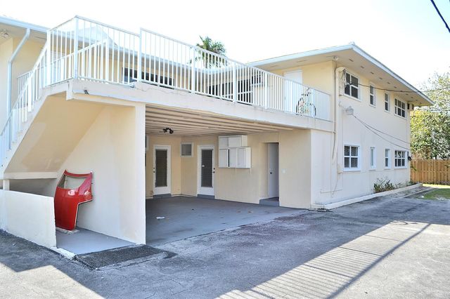 2633 Middle River Drive 1-6, Fort Lauderdale, FL 33306