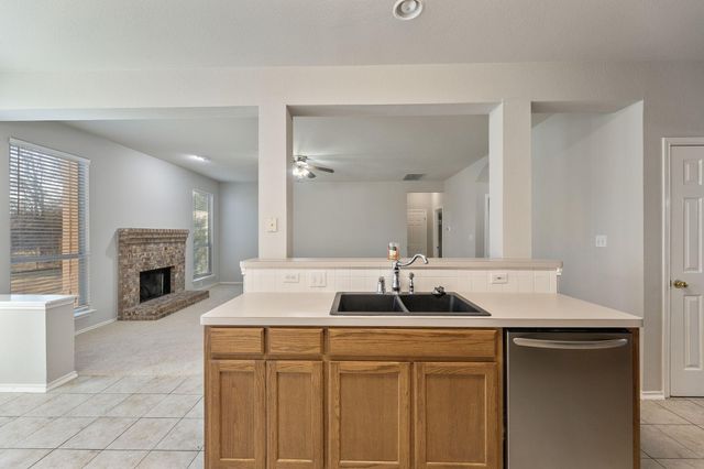 30004 Oakland Hills DR, Georgetown, TX 78628
