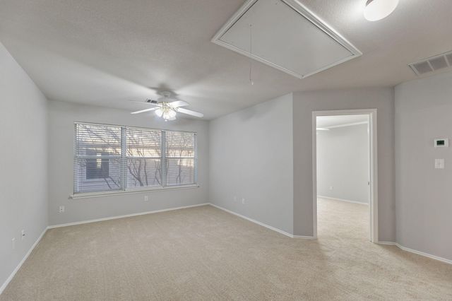 30004 Oakland Hills DR, Georgetown, TX 78628