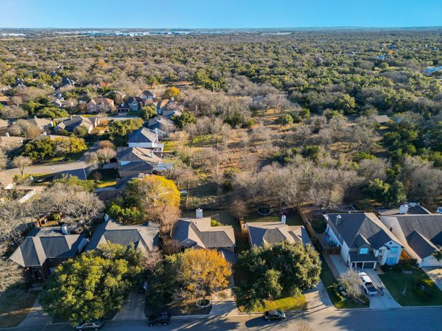 30004 Oakland Hills DR, Georgetown, TX 78628