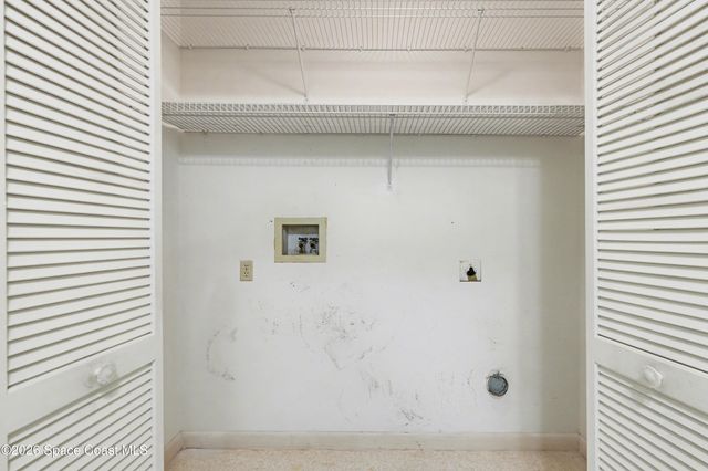 756 S Orlando Avenue 106, Cocoa Beach, FL 32931