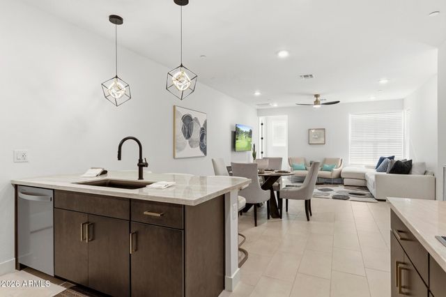 11300 N CASA DEGA Drive 1045, Surprise, AZ 85388