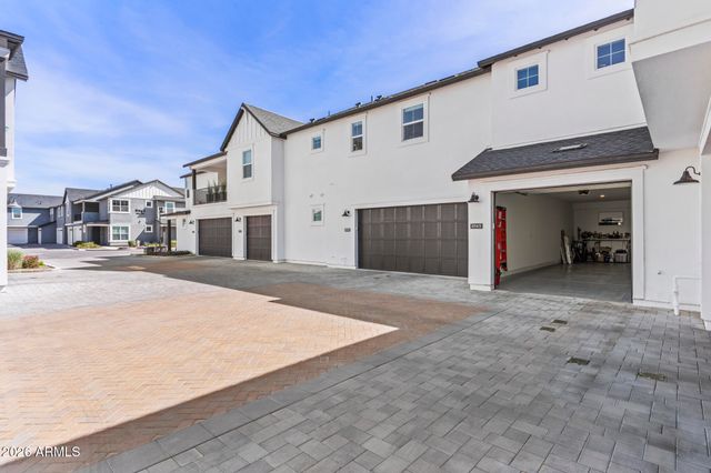 11300 N CASA DEGA Drive 1045, Surprise, AZ 85388