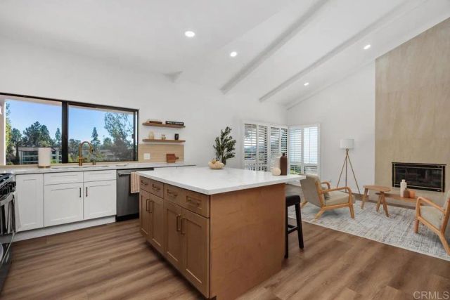 12595 Camino Vuelo, San Diego, CA 92128