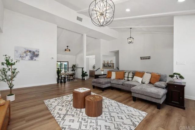 12595 Camino Vuelo, San Diego, CA 92128