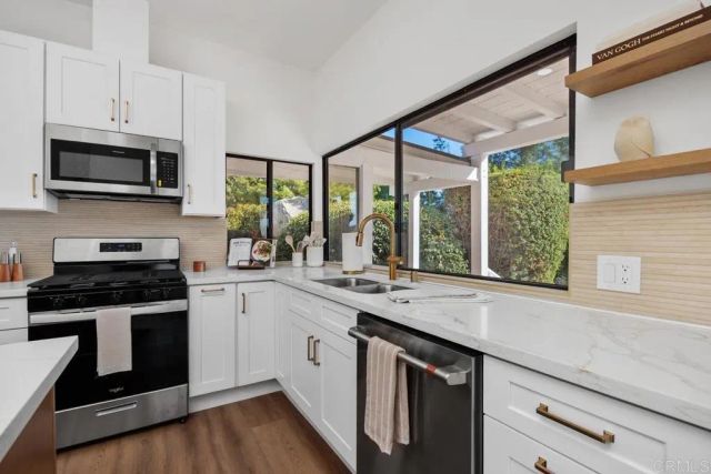12595 Camino Vuelo, San Diego, CA 92128