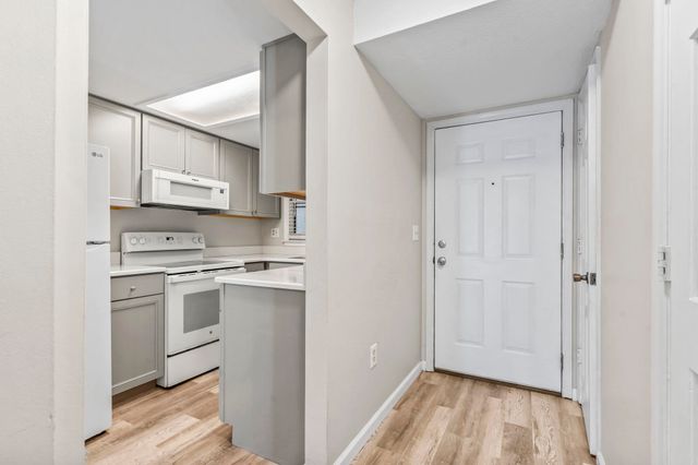 512 N 30th Ave. N D, Myrtle Beach, SC 29577