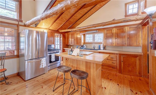 115 Mohawk Street, Coventry, RI 02816