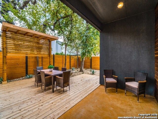 7630 LOST MINE PEAK, San Antonio, TX 78240