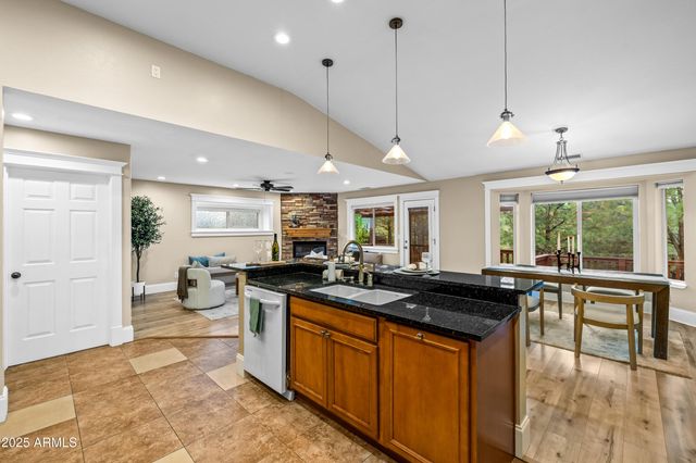 2353 N RICKE Lane, Flagstaff, AZ 86004