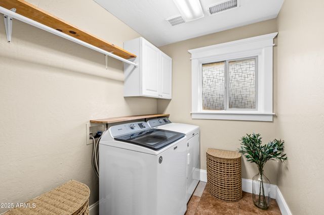 2353 N RICKE Lane, Flagstaff, AZ 86004