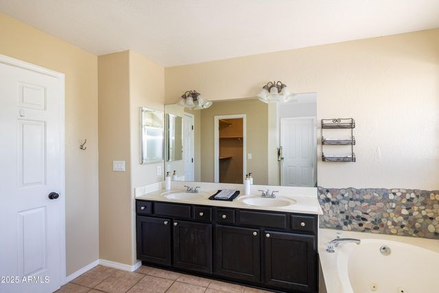 2353 N RICKE Lane, Flagstaff, AZ 86004