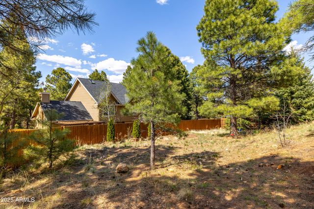 2353 N RICKE Lane, Flagstaff, AZ 86004