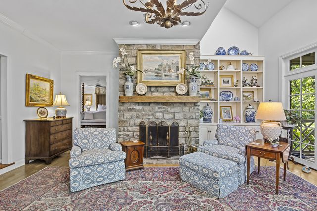 3201 Raven Creek Drive, Lexington, KY 40515