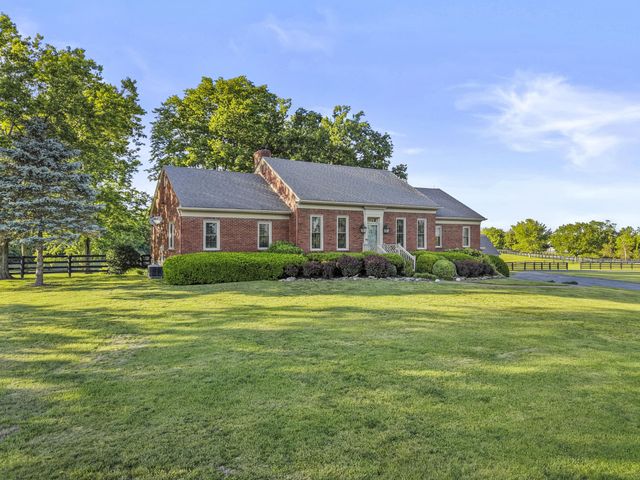 3201 Raven Creek Drive, Lexington, KY 40515