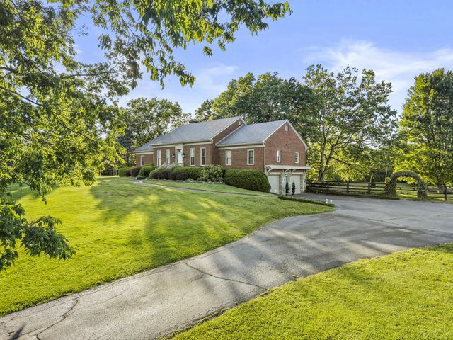 3201 Raven Creek Drive, Lexington, KY 40515