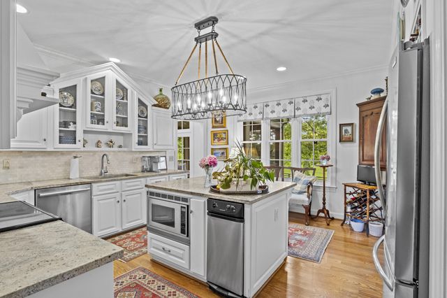 3201 Raven Creek Drive, Lexington, KY 40515
