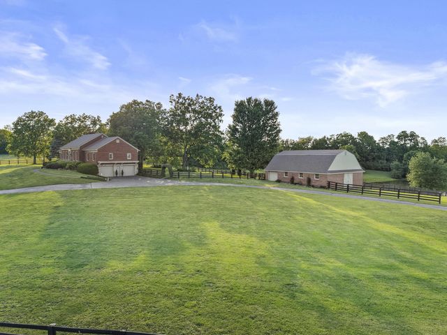 3201 Raven Creek Drive, Lexington, KY 40515