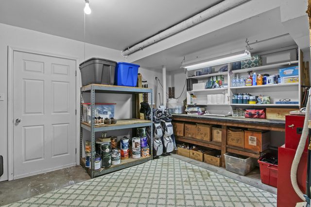 3201 Raven Creek Drive, Lexington, KY 40515