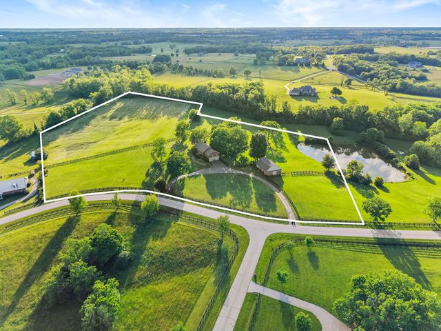 3201 Raven Creek Drive, Lexington, KY 40515