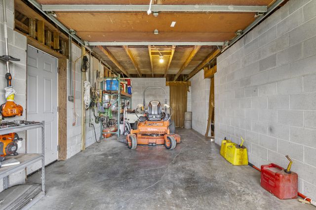 3201 Raven Creek Drive, Lexington, KY 40515
