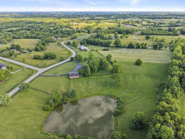 3201 Raven Creek Drive, Lexington, KY 40515