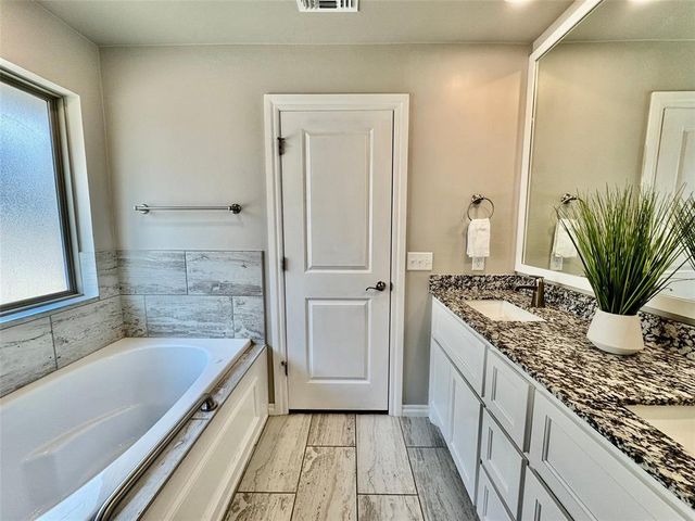 3824 Palmetto Trail, Oklahoma City, OK 73179