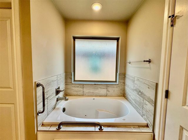 3824 Palmetto Trail, Oklahoma City, OK 73179