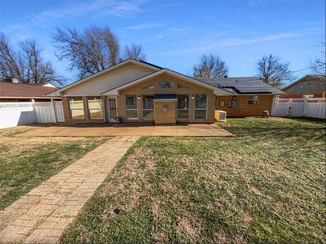 212 NE 61st Street, Oklahoma City, OK 73105
