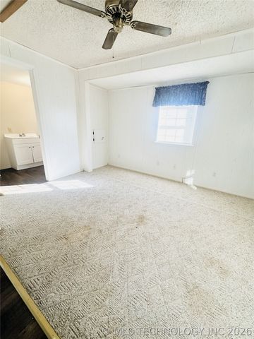 803 W Moore Street, Henryetta, OK 74437