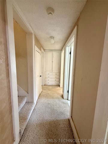 803 W Moore Street, Henryetta, OK 74437