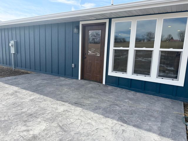 000 Kenny Street, Ava, MO 65608