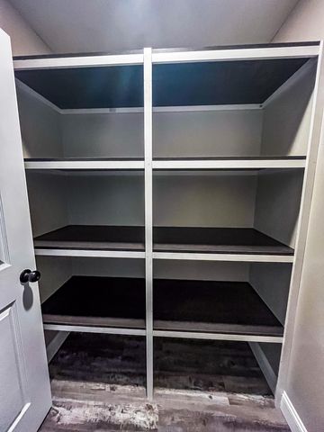 000 Kenny Street, Ava, MO 65608