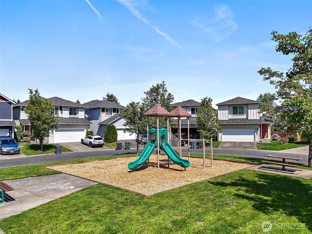 19114 96th Ave Ct E, Puyallup, WA 98375