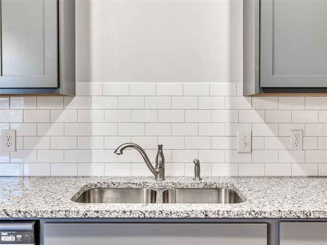 273 Stella Trail, Guthrie, OK 73044