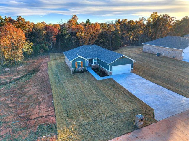 273 Stella Trail, Guthrie, OK 73044