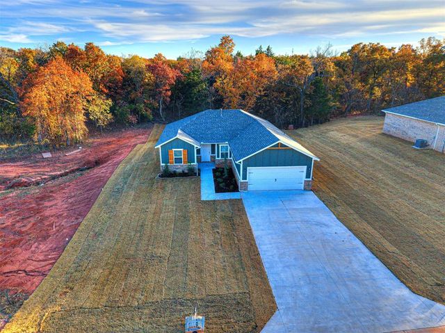 273 Stella Trail, Guthrie, OK 73044