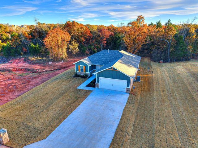 273 Stella Trail, Guthrie, OK 73044