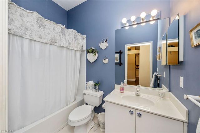 6541 Ilex CIR, Naples, FL 34109