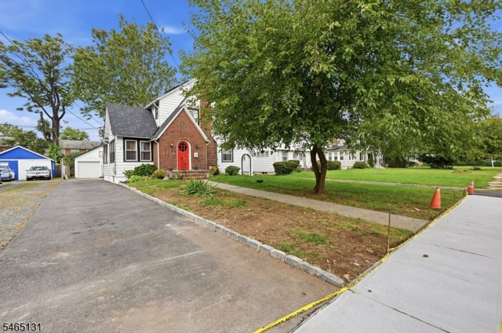 1074 Rose St, Plainfield City, NJ 07060 — photo 2