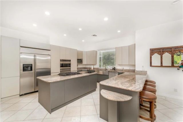 5206 Topeka Drive, Tarzana, CA 91356