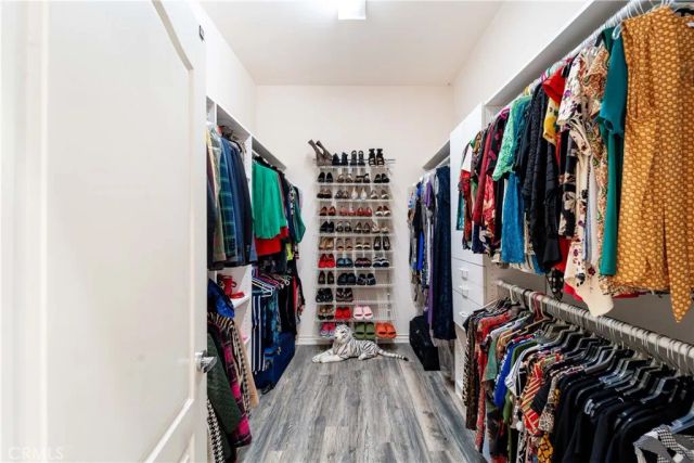 5206 Topeka Drive, Tarzana, CA 91356