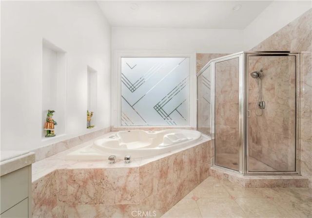 5206 Topeka Drive, Tarzana, CA 91356