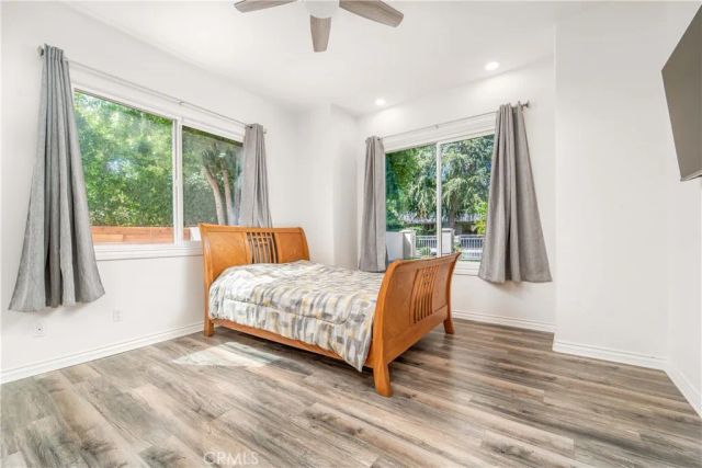 5206 Topeka Drive, Tarzana, CA 91356