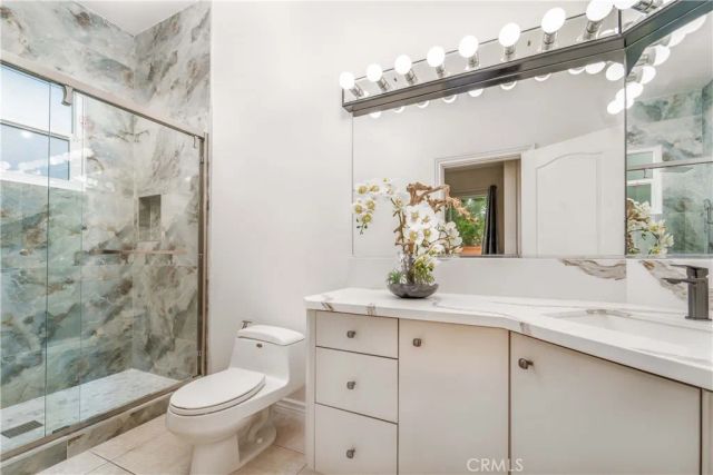 5206 Topeka Drive, Tarzana, CA 91356