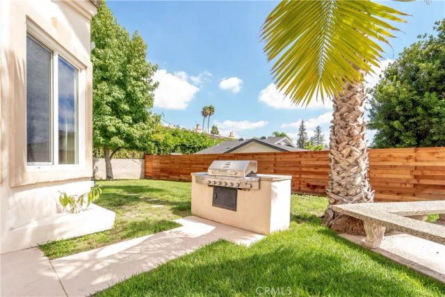 5206 Topeka Drive, Tarzana, CA 91356