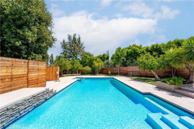 5206 Topeka Drive, Tarzana, CA 91356